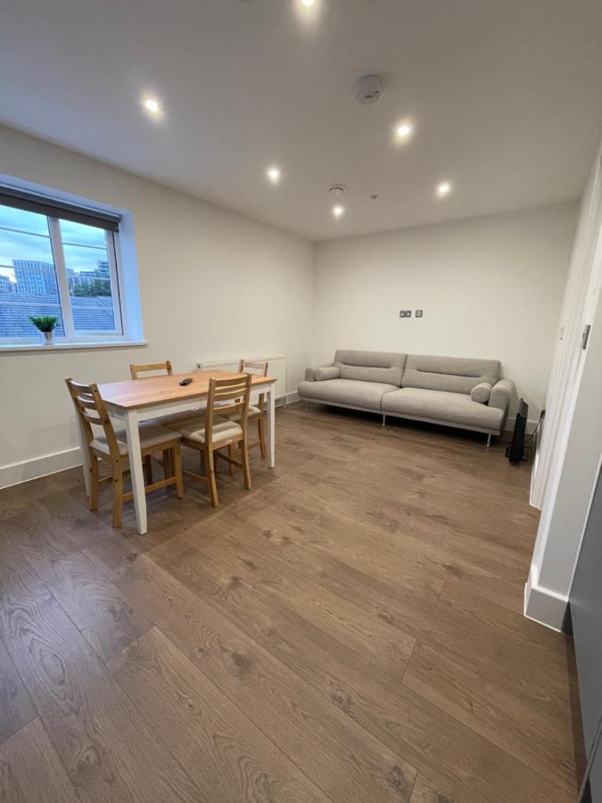 Residence Nissi London Luaran gambar